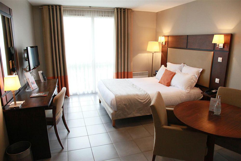 Hotel Residence Les Pins Galants Tournefeuille Eksteriør billede